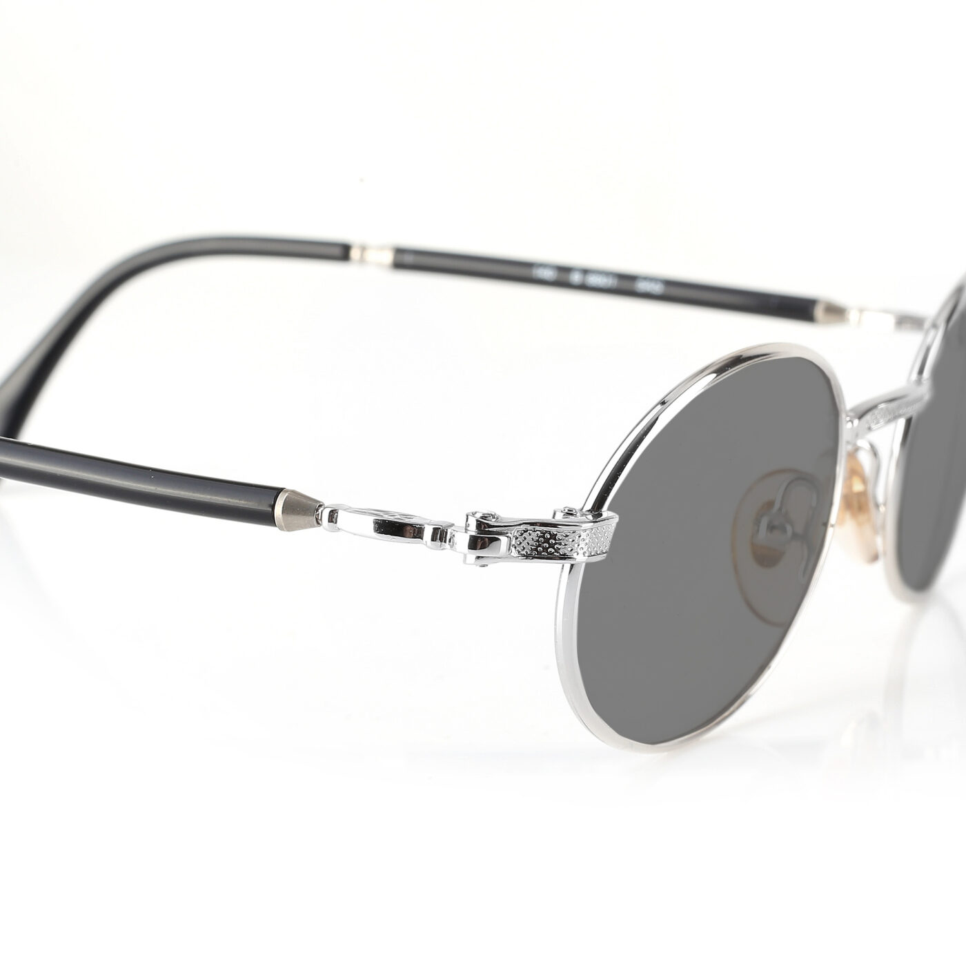 Burberry '90s Silver & Black Oval Frame Sunglasses with Black Lenses - Image 3