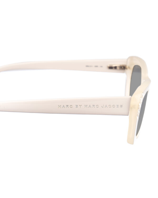 Marc by Marc Jacobs 00s White Transparent Cat-Eye Sunglasses with Black Lenses - Image 3